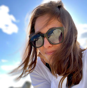 Meet your Posher, Nina